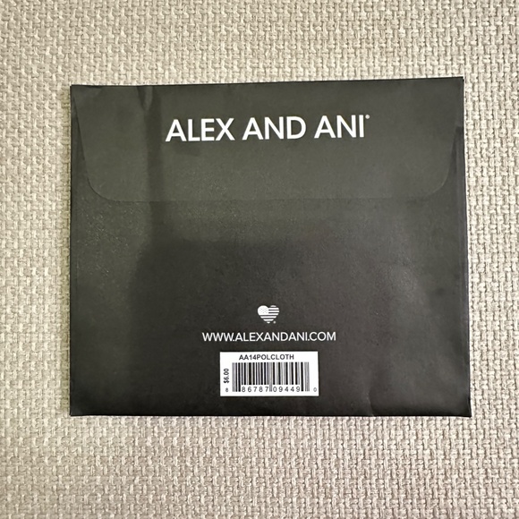 NEW Alex And Ani Jewelry Polishing Cloth - Picture 2 of 3